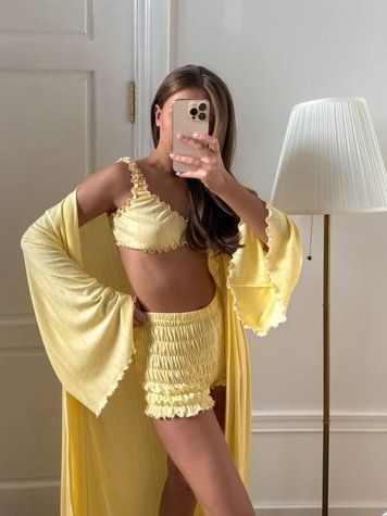 Набір жовтого кольору (шорти жатка + халат + топ) XS/S cutieset32xss фото
