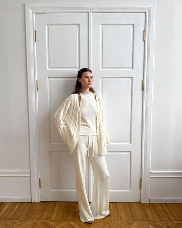 Сет: обʼємний кардиган з фактурного трикотажу, топ та штани (молочний) XS/S knitwear003xs_s фото