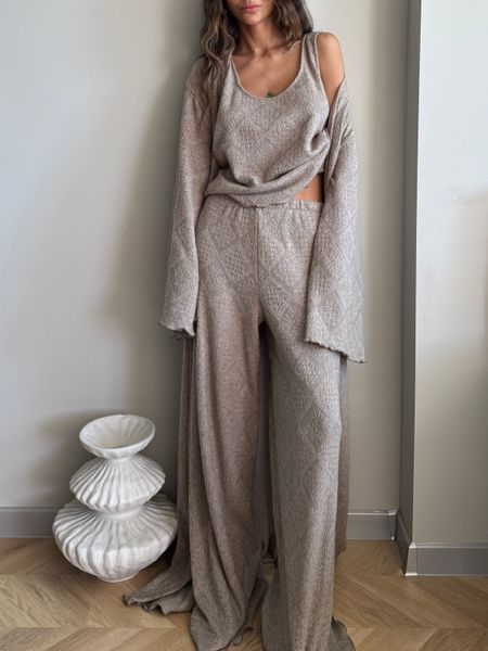 Костюм з трикотажної в'язки кольору мокко (кардиган + майка + штани) XS/S cutietr006xss фото