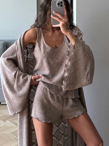 Костюм з трикотажної в'язки кольору мокко (кардиган + майка + шорти) XS/S cutietr008xss фото